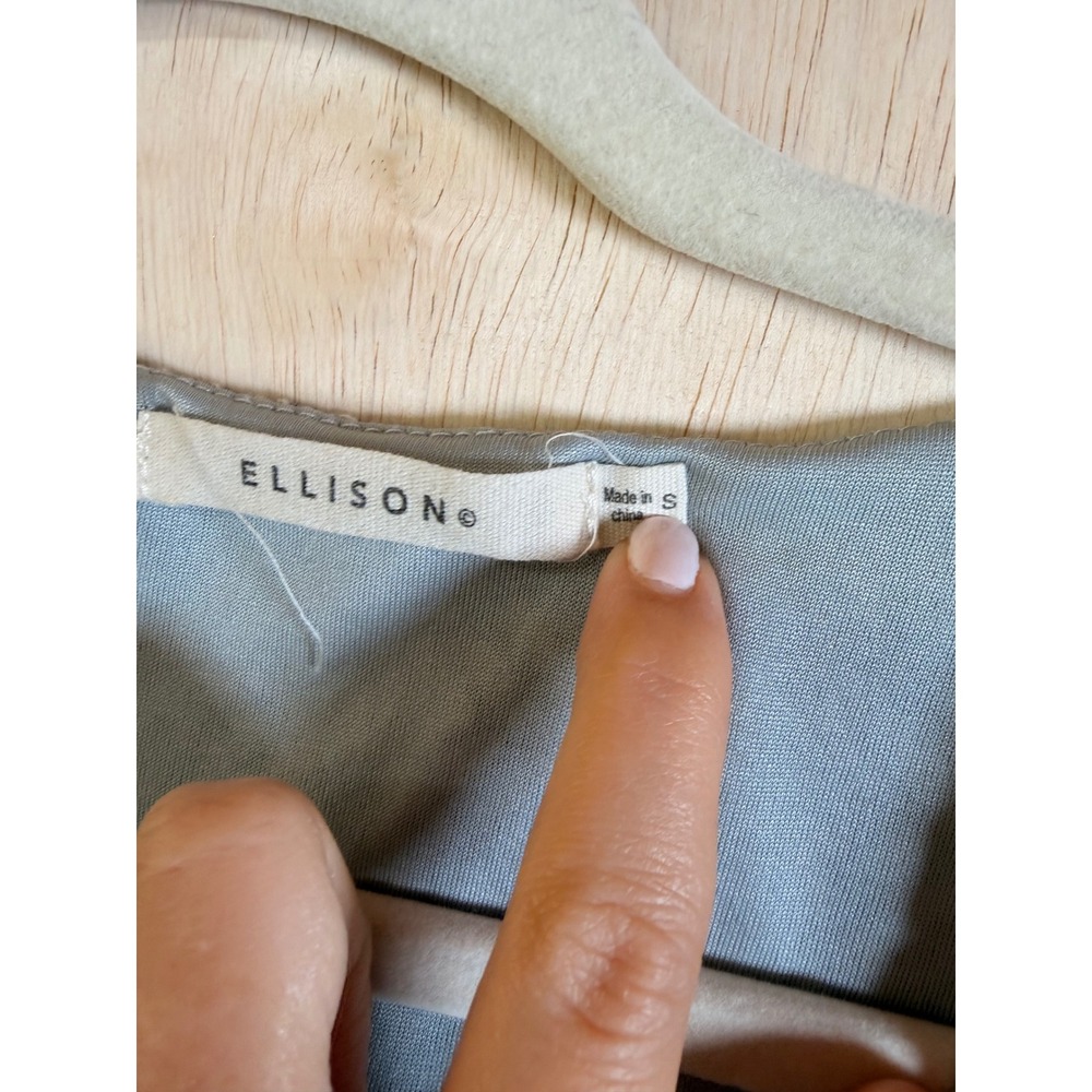 Ellison Lace Peplum Top Womens Small Blue Grey Excellent V-Neck Ruffle Flutter - Picture 4 of 8
